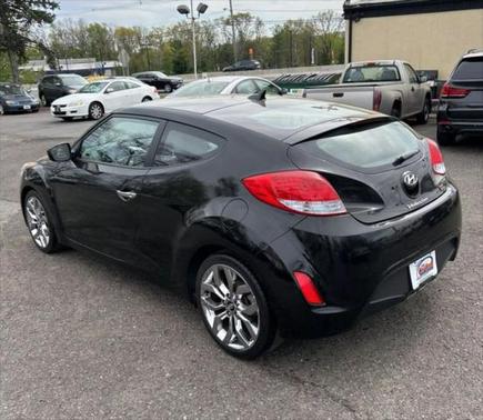 2015 Hyundai Veloster RE:FLEX w/Black