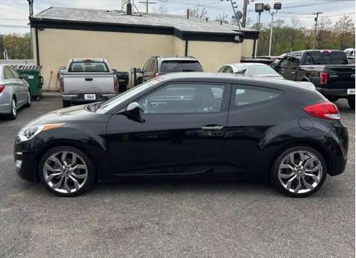 2015 Hyundai Veloster RE:FLEX w/Black