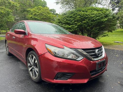 2016 Nissan Altima 2.5 SR