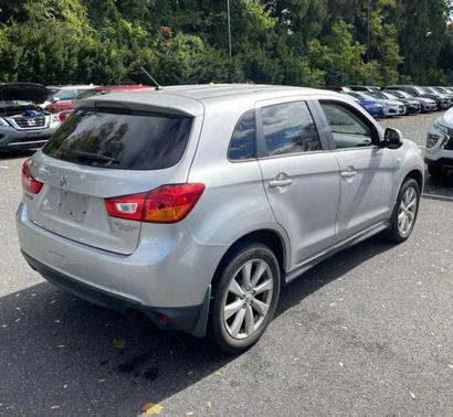 2014 Mitsubishi Outlander Sport ES