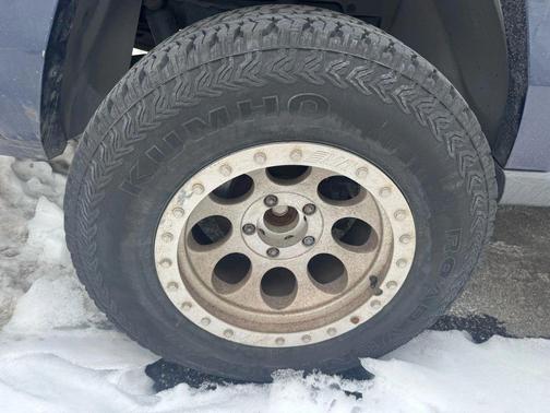 2006 Jeep Commander Base