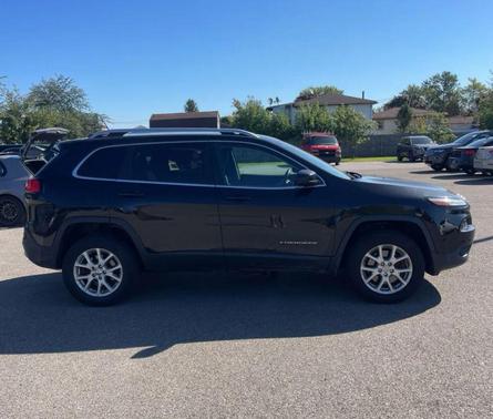 2015 Jeep Cherokee Sport