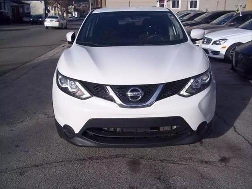 2017 Nissan Rogue Sport S