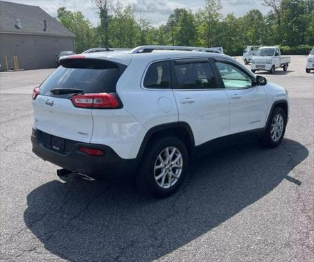 2015 Jeep Cherokee Sport