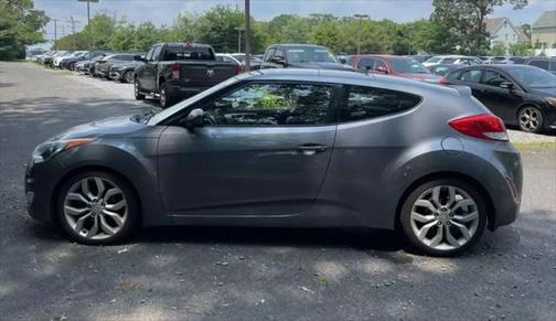 2013 Hyundai Veloster Base