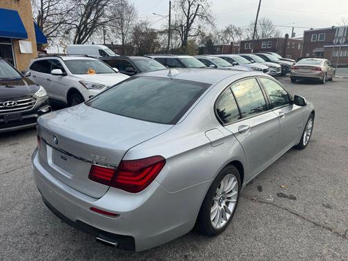 2015 BMW 750 i xDrive