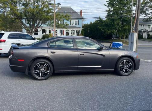 2014 Dodge Charger SXT