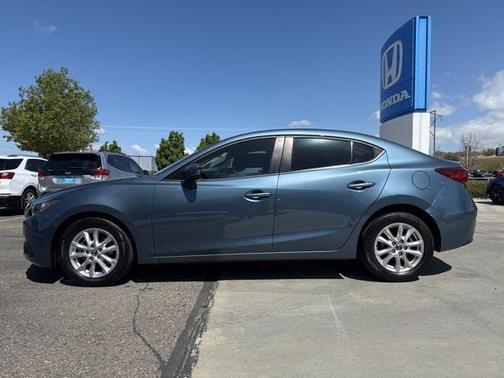2015 Mazda Mazda3 i Touring