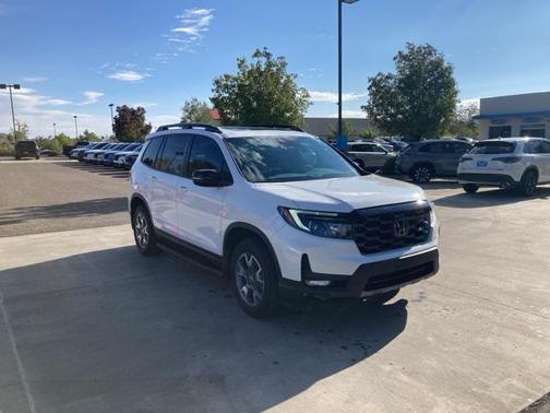 2023 Honda Passport AWD TrailSport
