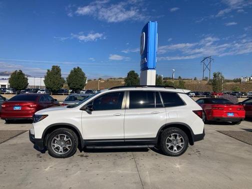 2023 Honda Passport AWD TrailSport