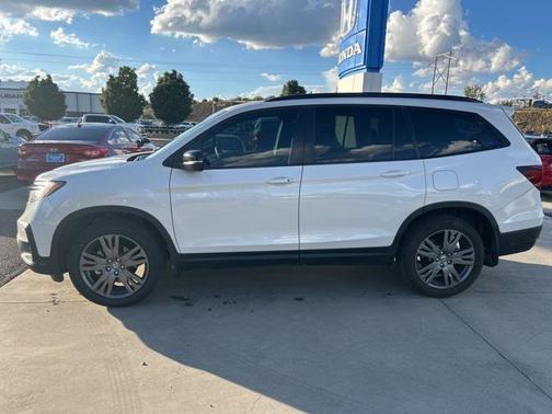 2022 Honda Pilot AWD Sport