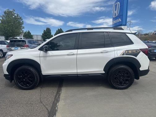 2023 Honda Passport AWD TrailSport