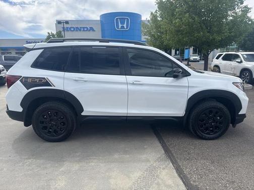 2023 Honda Passport AWD TrailSport