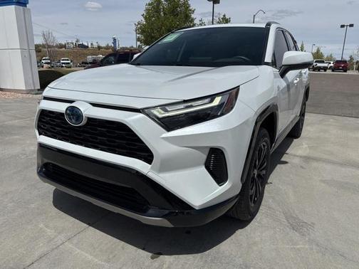 2023 Toyota RAV4 Hybrid SE