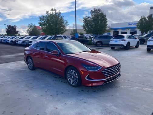 2023 Hyundai SONATA Hybrid Limited