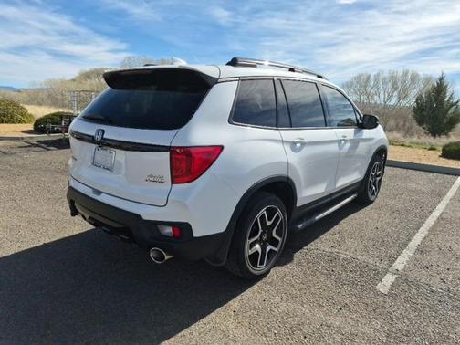 2023 Honda Passport AWD Elite