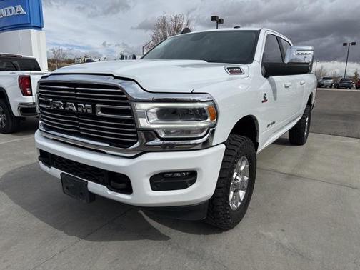 2023 RAM 2500 Laramie Crew Cab 4x4 6'4' Box