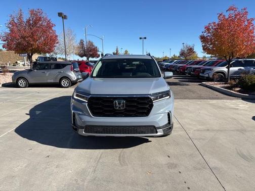 2024 Honda Pilot Touring 8-Passenger