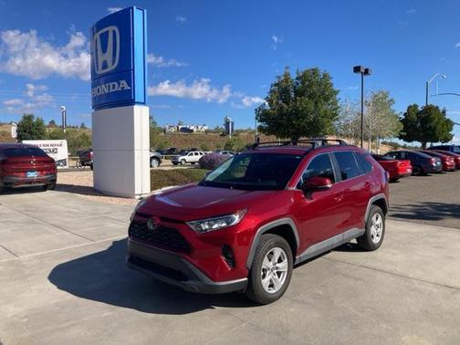 2020 Toyota RAV4 XLE