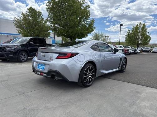 2024 Toyota GR86 Base