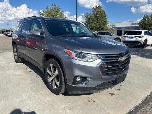 2021 Chevrolet Traverse LT Leather
