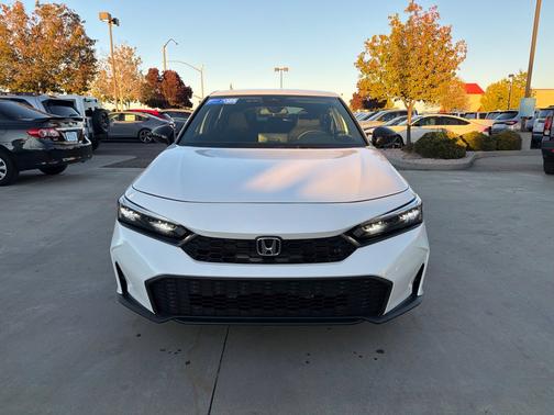 Platinum White Pearl 2025 Honda Civic Sport