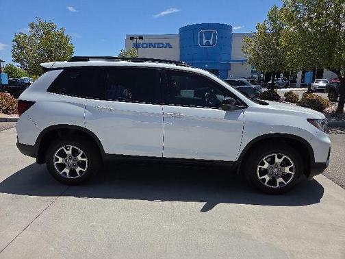 2022 Honda Passport AWD TrailSport