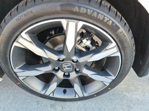 Platinum White 2025 Honda Civic Hybrid Sport