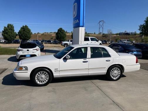 2009 Mercury Grand Marquis LS (Fleet Only)