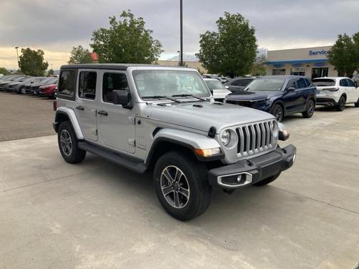 2023 Jeep Wrangler 4-Door Sahara 4x4