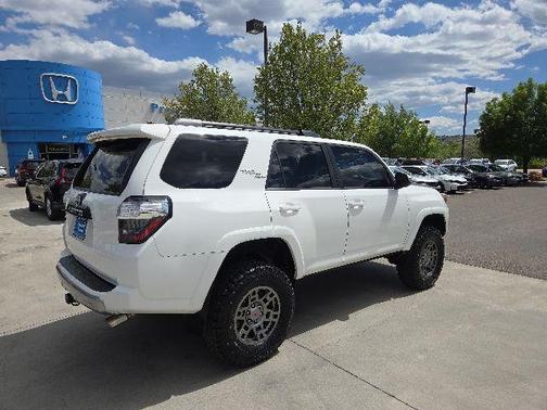 Super White 2018 Toyota 4Runner TRD Off Road Premium