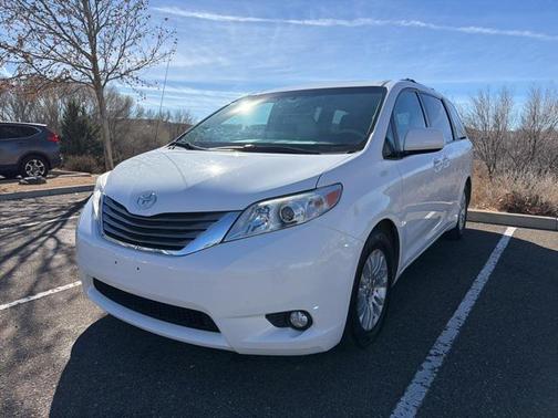 2013 Toyota Sienna XLE