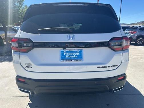 2025 Honda Pilot Black Edition