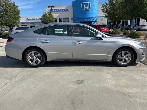 2021 Hyundai SONATA SE