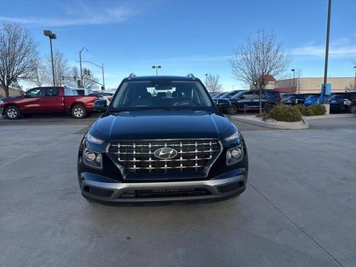 2020 Hyundai VENUE SEL