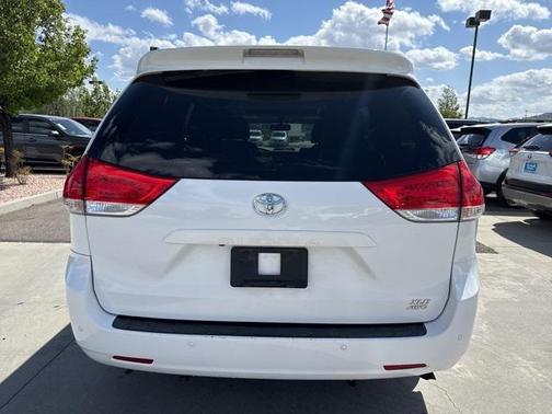 2012 Toyota Sienna XLE