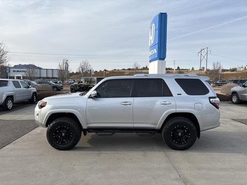 2018 Toyota 4Runner SR5 Premium