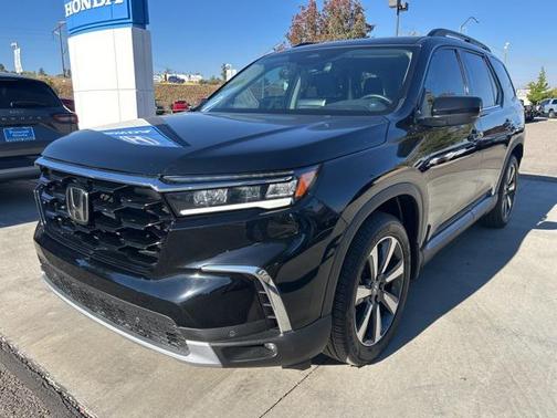 2024 Honda Pilot Touring 8-Passenger