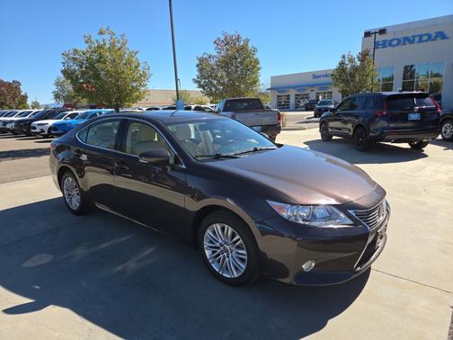 Pearl 2013 Lexus ES 350 Base