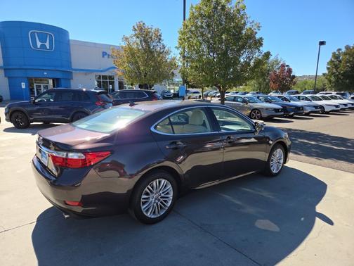 Pearl 2013 Lexus ES 350 Base