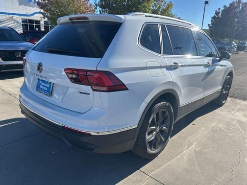 2022 Volkswagen Tiguan 2.0T SE 4MOTION