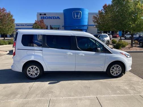 2022 Ford Transit Connect XLT