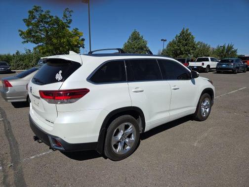 Blizzard Pearl 2018 Toyota Highlander Limited