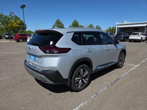 Brilliant Silver Metallic 2021 Nissan Rogue SL