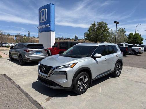 Brilliant Silver Metallic 2021 Nissan Rogue SL