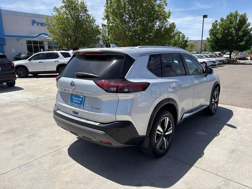 Brilliant Silver Metallic 2021 Nissan Rogue SL