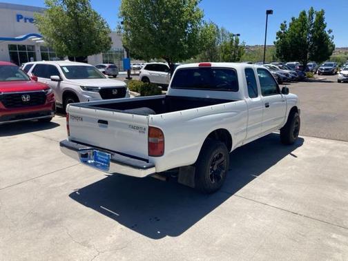 1998 Toyota Tacoma Base