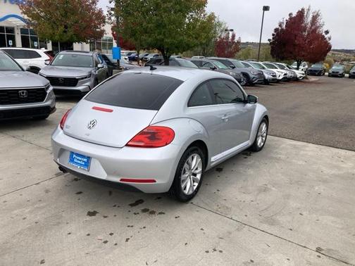 2014 Volkswagen Beetle 2.0L TDI