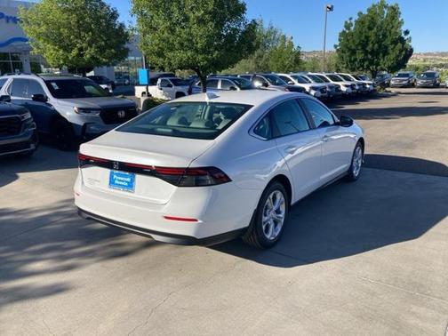 2025 Honda Accord LX 1.5T