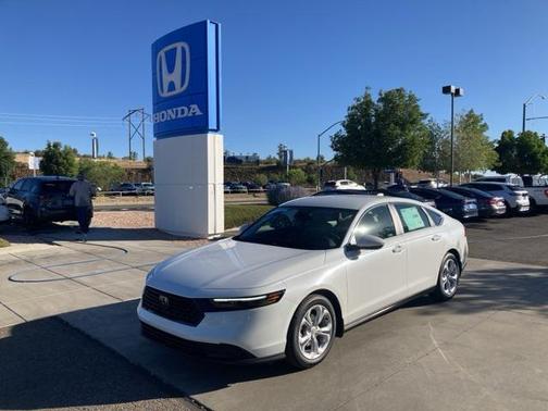 2025 Honda Accord LX 1.5T